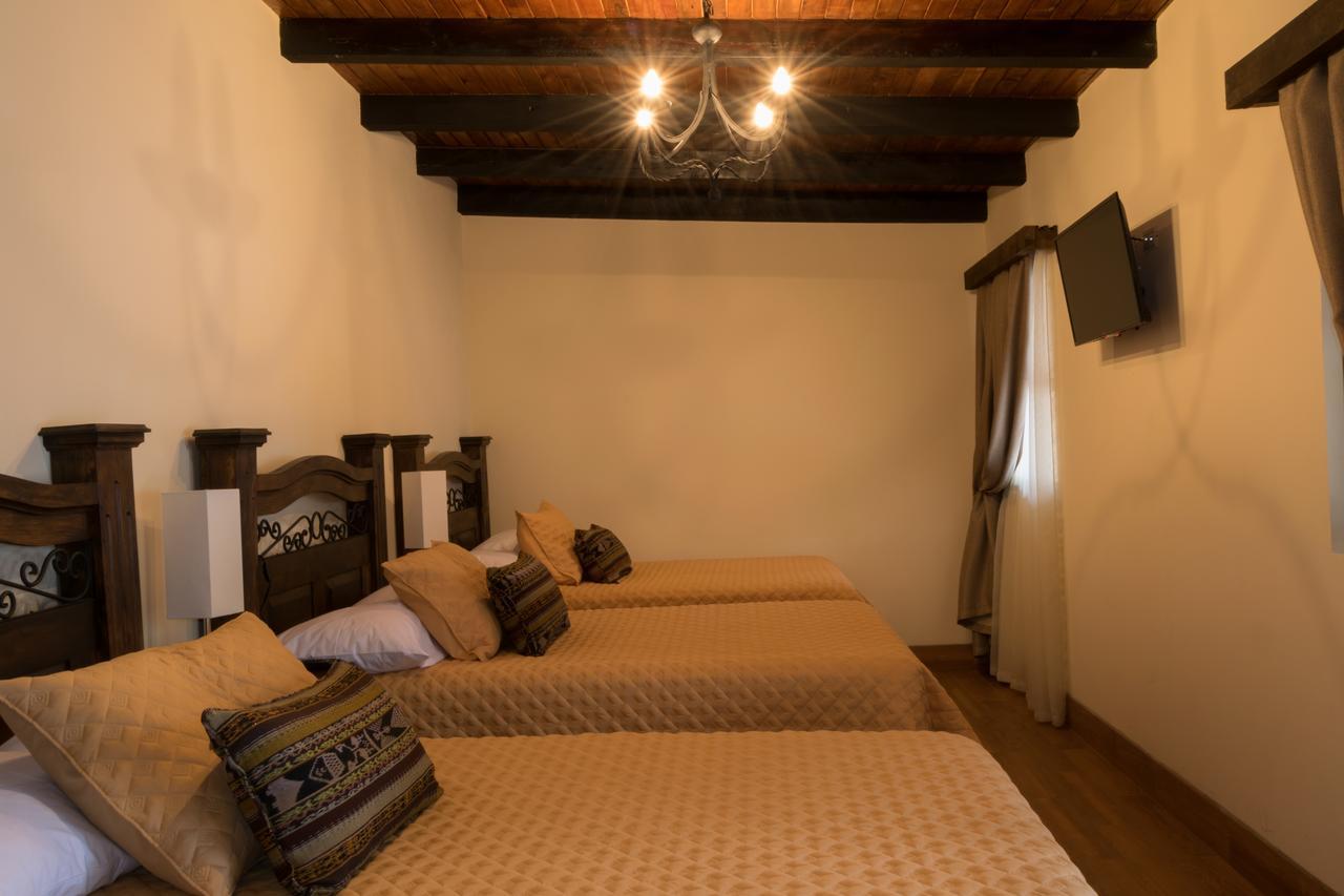 Hotel Casa San Bartolo Antigua Bagian luar foto