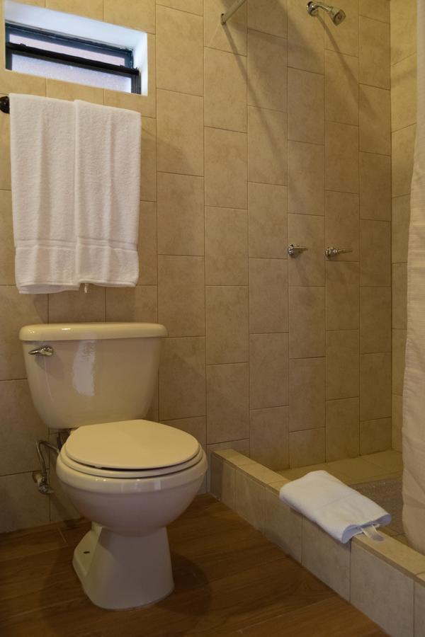 Hotel Casa San Bartolo Antigua Bagian luar foto
