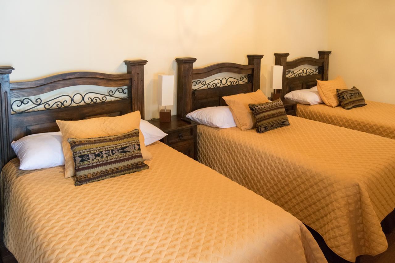 Hotel Casa San Bartolo Antigua Bagian luar foto