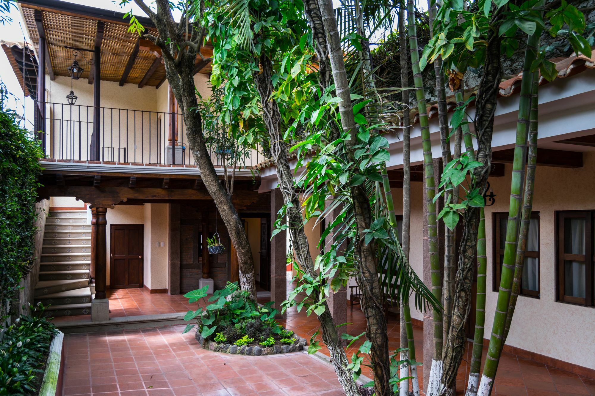 Hotel Casa San Bartolo Antigua Bagian luar foto